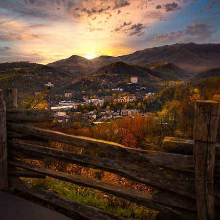 Highland Dream, Hot Tub, 1089 Free Tickets Each Paid Day, Dollywood And More Sevierville Dış mekan fotoğraf