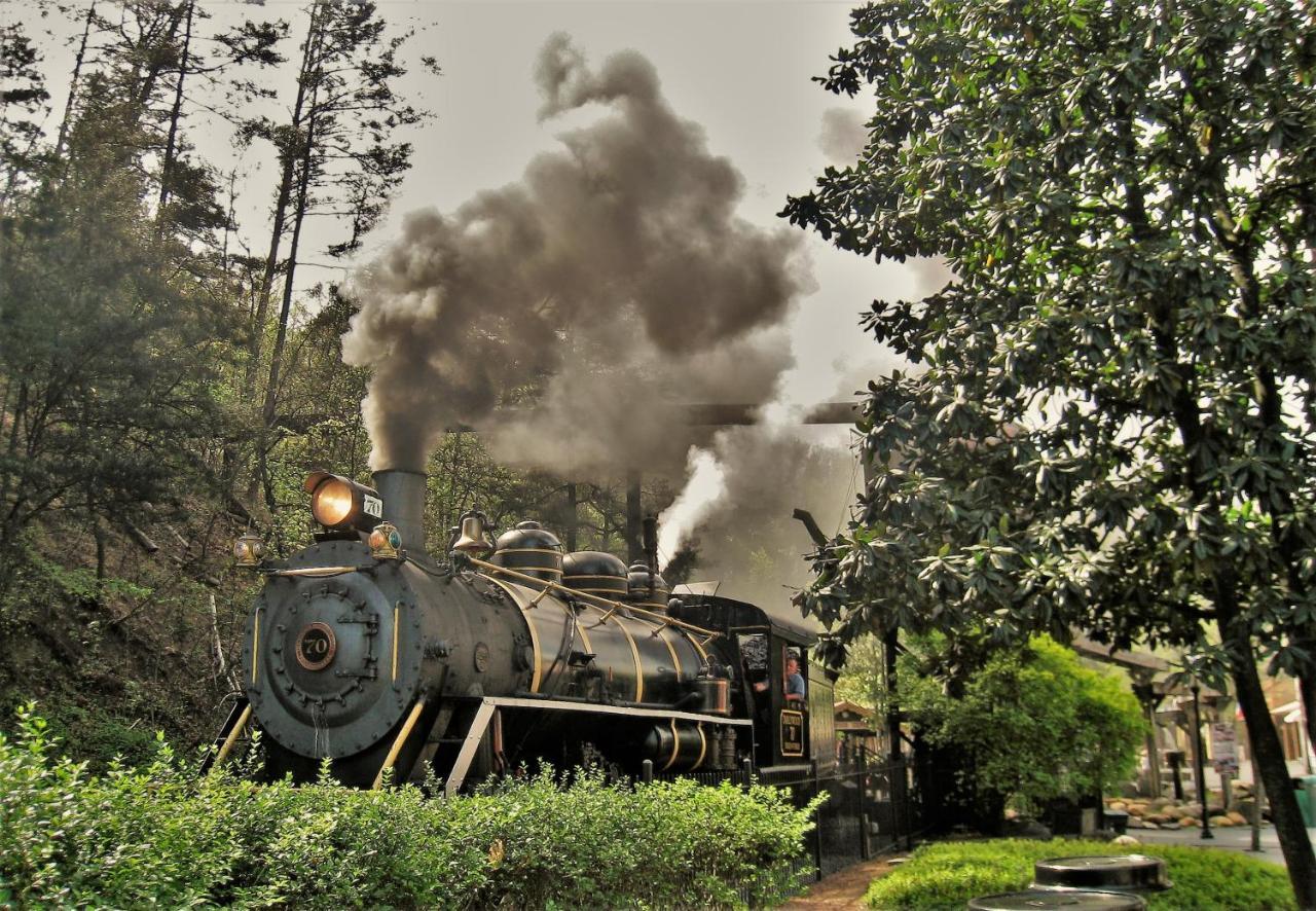 Highland Dream, Hot Tub, 1089 Free Tickets Each Paid Day, Dollywood And More Sevierville Dış mekan fotoğraf